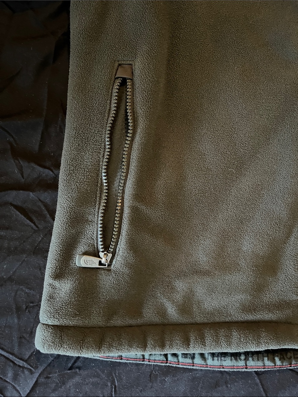 The North Face Men's Dark Green Full-Zip Fleece Jacket - Picture 3 of 5